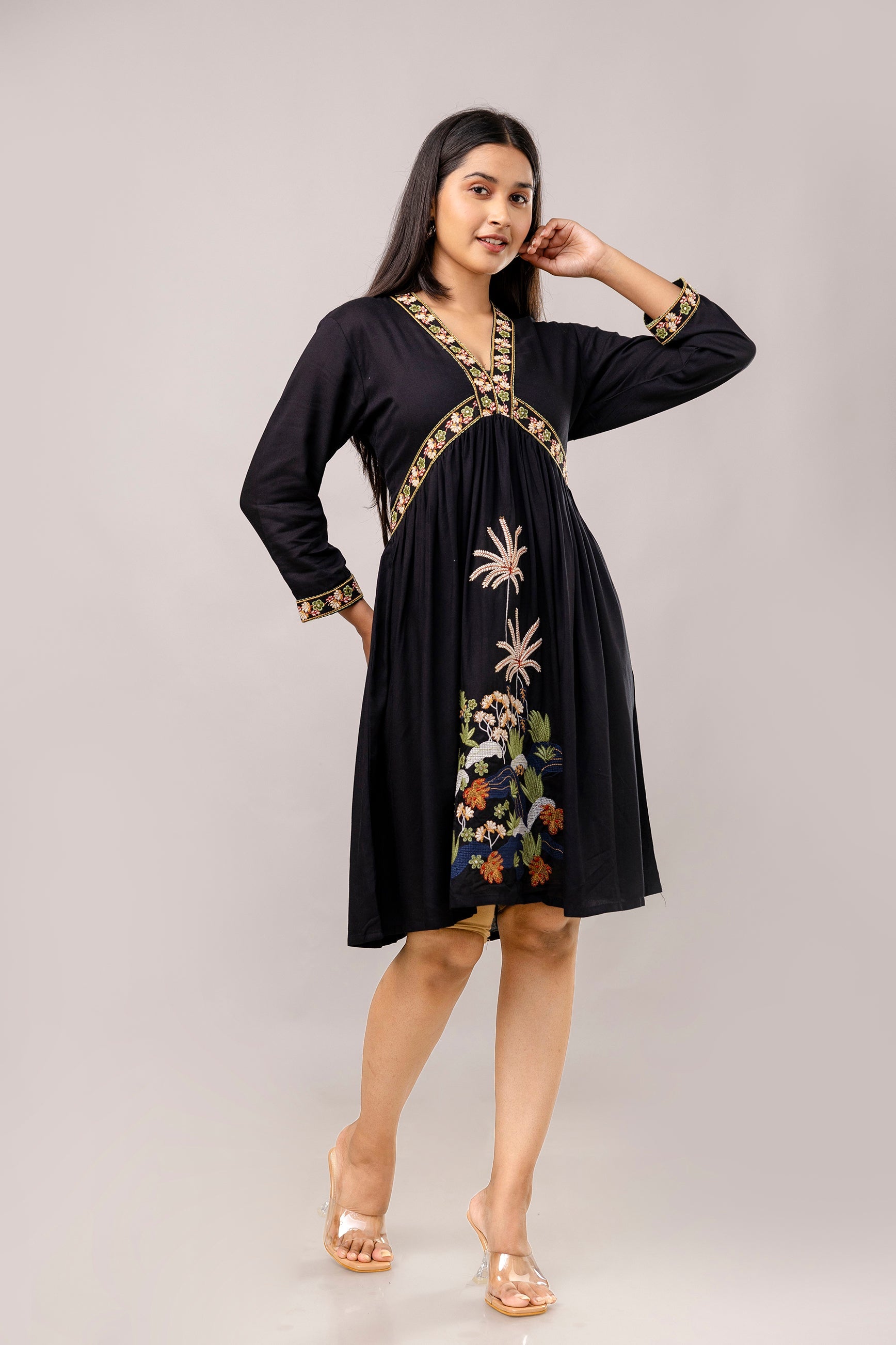 Aawari Women Embroidered Midi Dresses / Western Wear